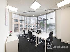 Regus | London, Hammersmith, Broadway