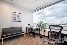 Regus | Union Hills Office Plaza