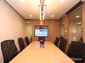 Regus | Foshan, Huahui Building