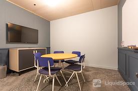 beyond | Aldgate Tower