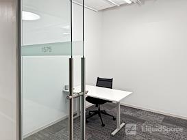 SPACES | IL, Chicago-  1 N State Street