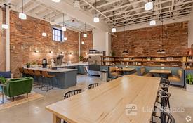 Common Desk - Wilmington