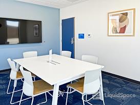 HQ | IL, Bensenville - W Grand Ave