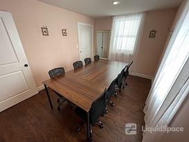 Lake Space Coworking Lounge