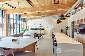 Regus | Portland - 555 SE Martin Luther King Boulevard