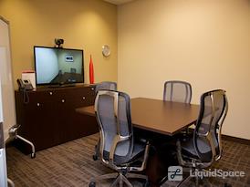 Regus | Columbia Center on Stadium