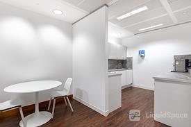 Regus | London, Richmond Station, Kew Road