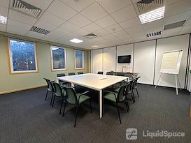 Regus | Heathrow, Bath Road