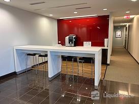 Regus | Trade and Tryon