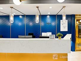 Regus | Hong Kong, Grand Century Place, Tower 1, 17F