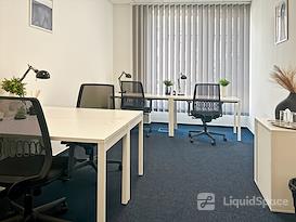 HQ | Budapest, F99 Office