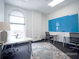 Expansive - Shockoe Slip