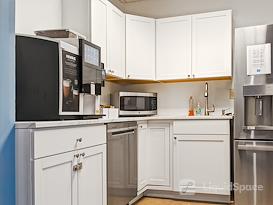 HQ | ME, Portland - Hutchins Dr