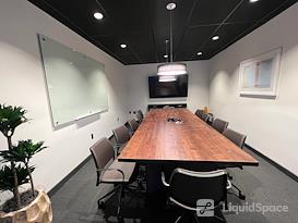 Industrious - 261 Madison Ave