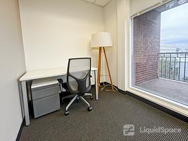 Regus | Downtown Charleston