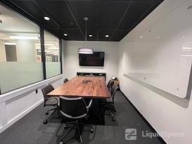 Industrious - 261 Madison Ave