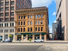 Spaces | OH, Columbus - Broad St