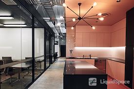 Regus | West Loop 200 S. Wacker