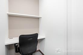 Regus | Kumamoto, Kumamoto Ginzadori (Open Office)