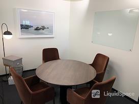 Industrious - Embarcadero