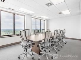 Regus | Clark Tower