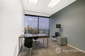 Regus | American Center
