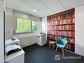 Regus | Bourg-la-Reine, Stop &amp; Work Bourg-la-Reine