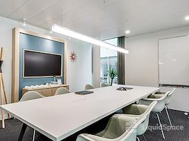 Regus | Etoy, iLife City