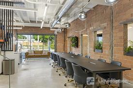 The Root Coworking - Market Station