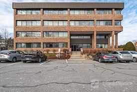 Regus | One Tara Boulevard