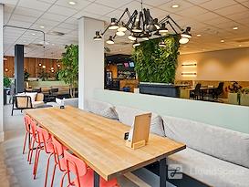 Regus | Wijchen, Plek bij Floor