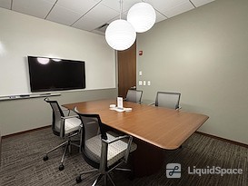 HuddleUp Powered By 25N Coworking