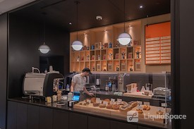 (521) Premier Midtown Manhattan