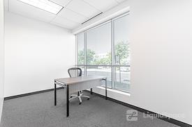 Regus || Stonebriar Center
