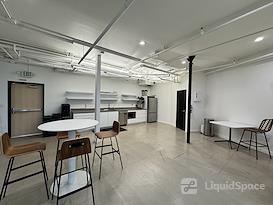 BLANKSPACES Venice Lincoln