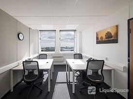 HQ | Swansea Princess Way