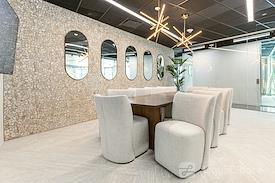 Lucid Private Offices | Camelback - Biltmore