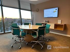 Regus | Wiehle Metro