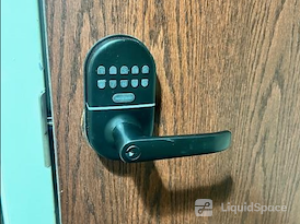 BusinessWise (Law & Finance Building)