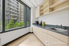 Flexday Suites - 1 North Franklin