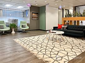 Regus | 401 North Michigan