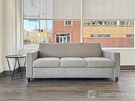 HQ | WV, Charleston - Quarrier St