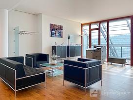 Signature | STUTTGART, SIGNATURE Schlossplatz