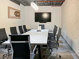 Regus | Edificio Carolina Millenium