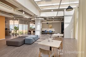 Regus | Riyadh, Fazarri Sq