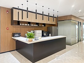 Regus | Shanghai, Elite Valley