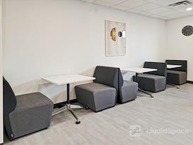 Regus | WI, Greenfield - S 76th Street
