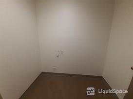 (AES) Airport Executive Suites 