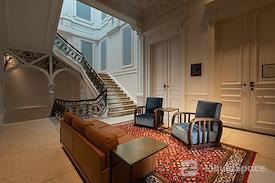 No18 | Ghent, No18 Ampla House