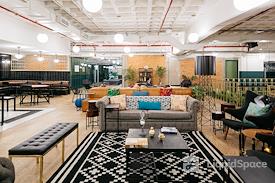 WeWork | Montes Urales 424